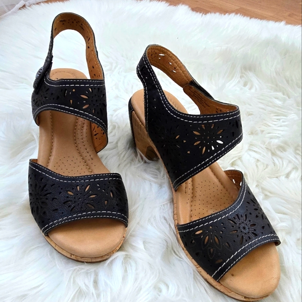 Biza Morocco Chunky Heeled Clog Leather Laser Cut  size 9 in Black